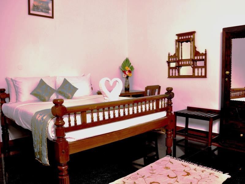 Hotel Bonsejour Puducherry Exterior foto