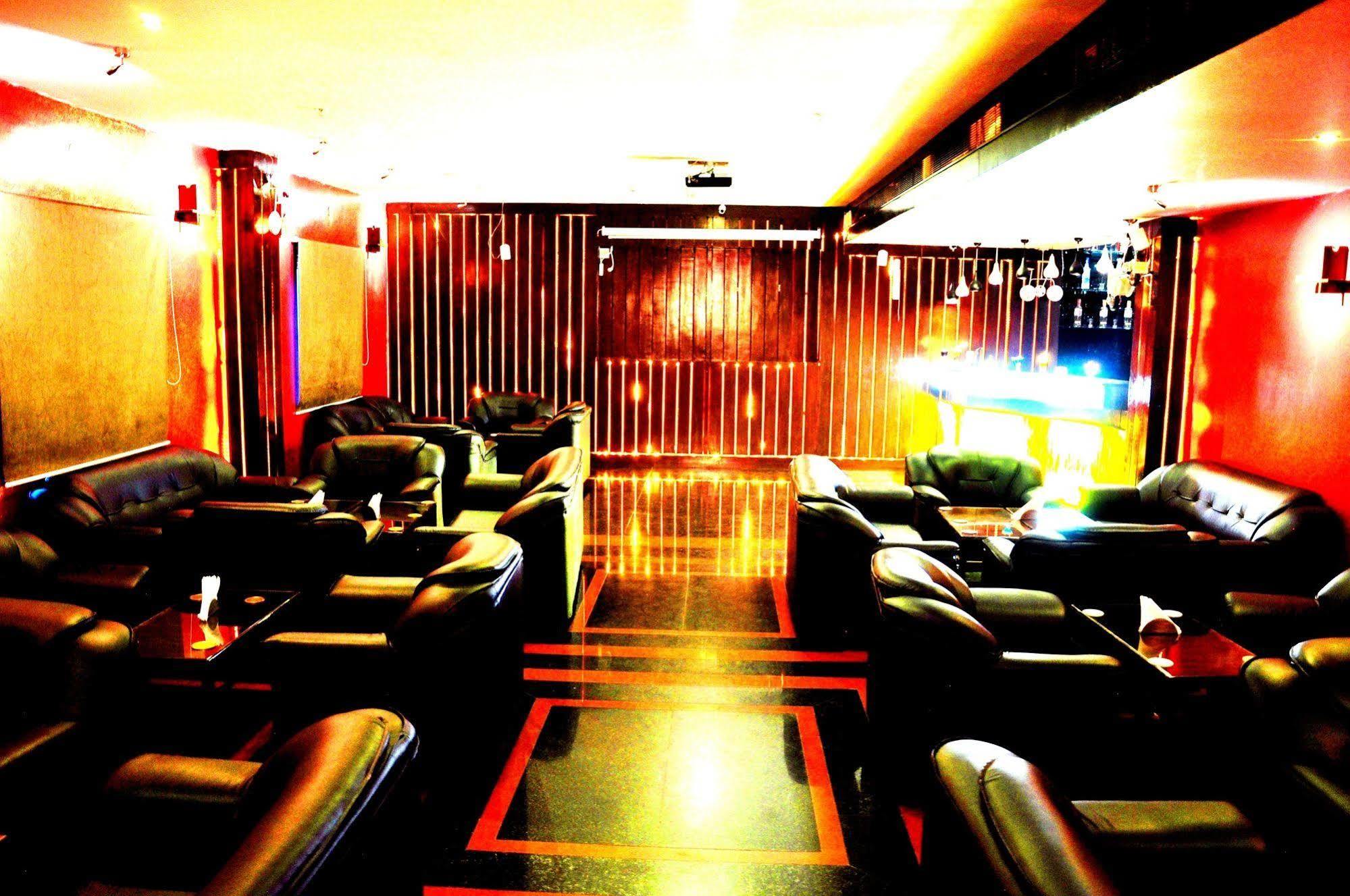 Hotel Bonsejour Puducherry Exterior foto